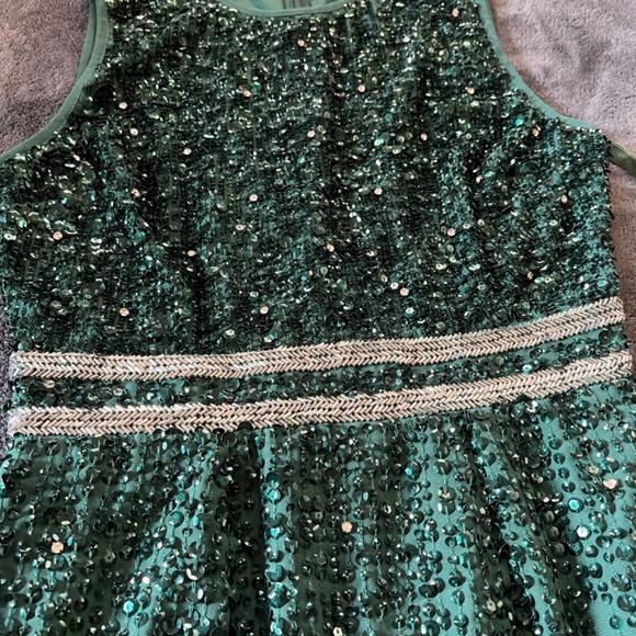 NWT Mac Duggal Sleeveless High Neck Beaded Midi Sheath Dress Deep Emerald - Picture 6 of 12